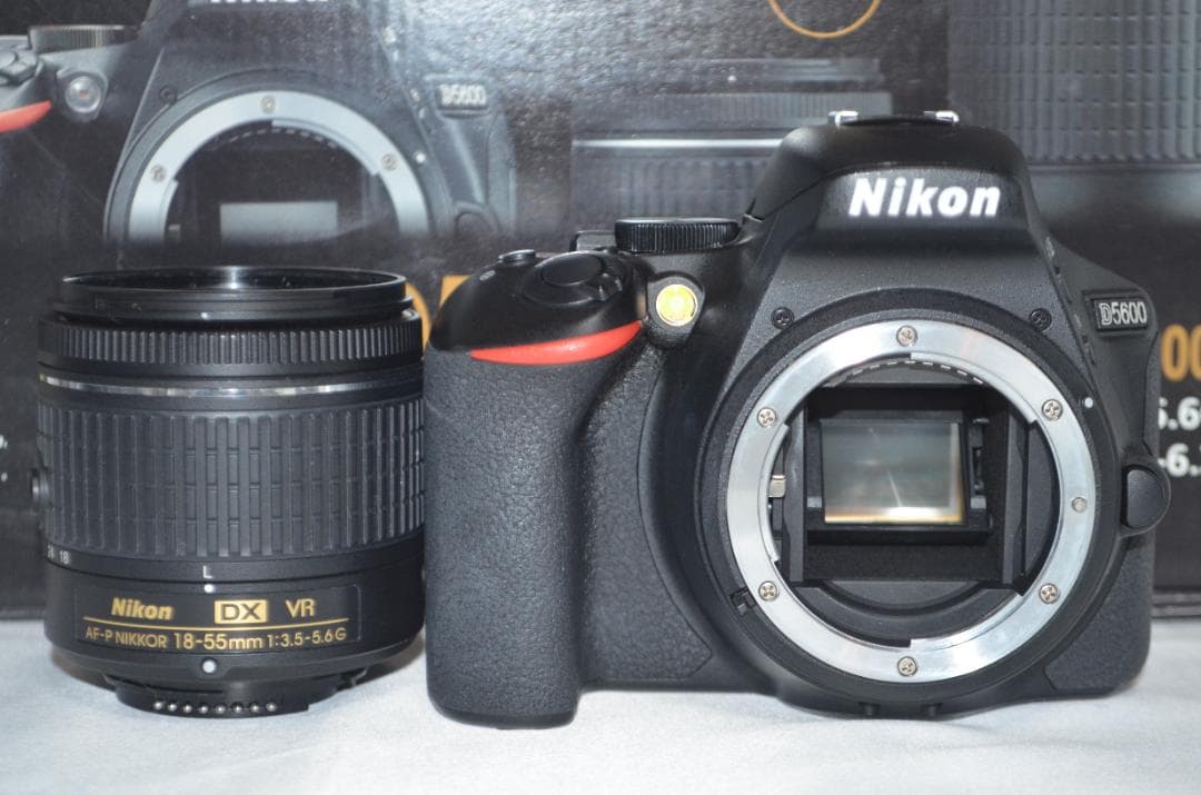 滅多にないS数3333回以下☆Nikon D5600☆シリーズ最新&新型