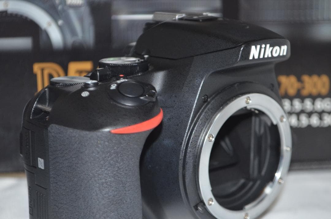 滅多にないS数3333回以下☆Nikon D5600☆シリーズ最新&新型