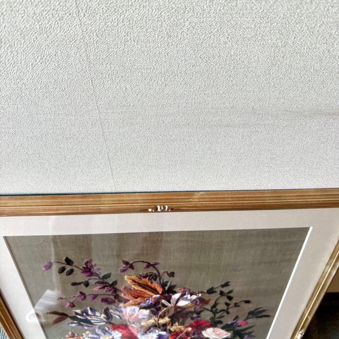 刺繍 花 花束 葉 フレーム 額 額入り ハンドメイド 花瓶 バラ クラシカル