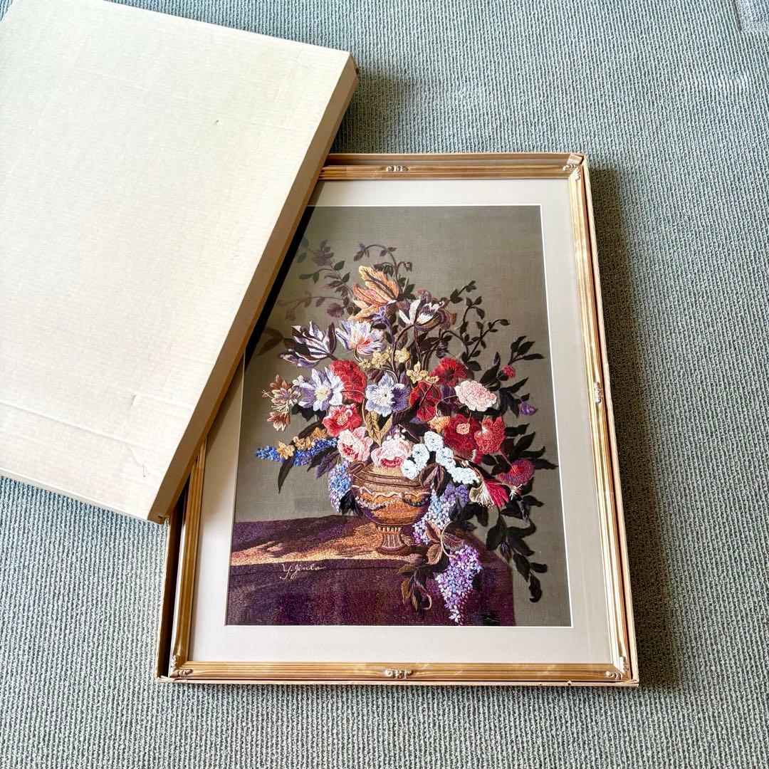 刺繍 花 花束 葉 フレーム 額 額入り ハンドメイド 花瓶 バラ クラシカル