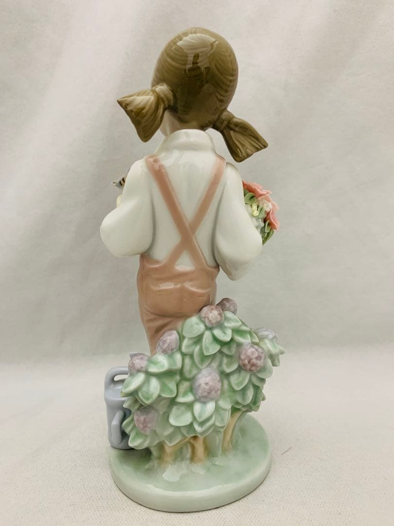 LLADRO 小鳥と話す少女　リヤドロ　陶器置物