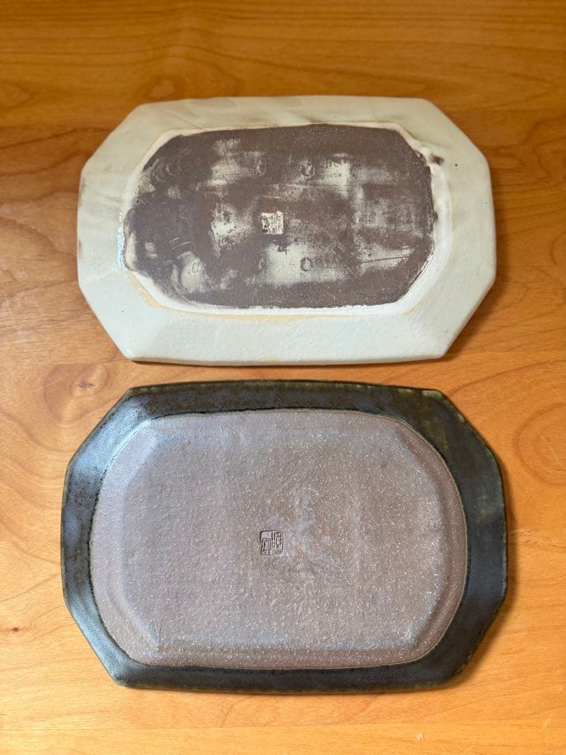 古谷製陶所｜八角プレート サビ釉（茶）鉄散（白)信楽焼 滋賀県