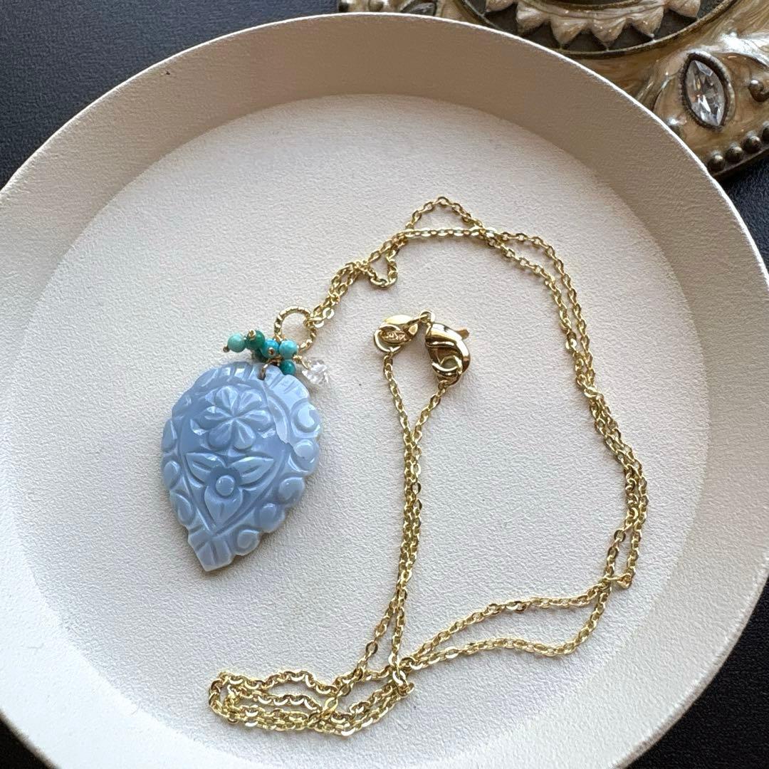 《R✴︎H様》少し訳ありブルーオパールフラワーカービング＊14kgfネックレスTP
