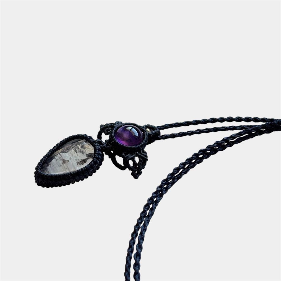 天然石マクラメネックレス ホワイトラブラドライト×アメジスト 紺色 コード