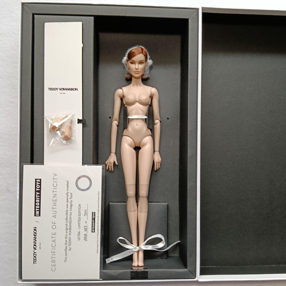 Jaeme Costas（ヌード）About A Boy☆ポピーパーカー