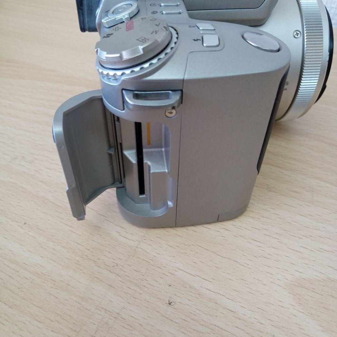 Fujifilm FinePix 4900Z デジタルカメラ動作未確認未清掃