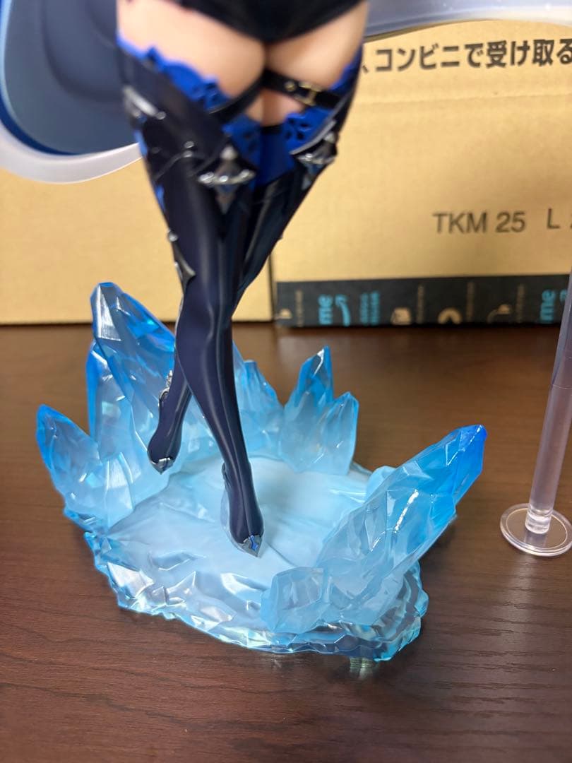 美品　原神　エウルア 波沫のワルツVer. 1/7スケール　フィギュア