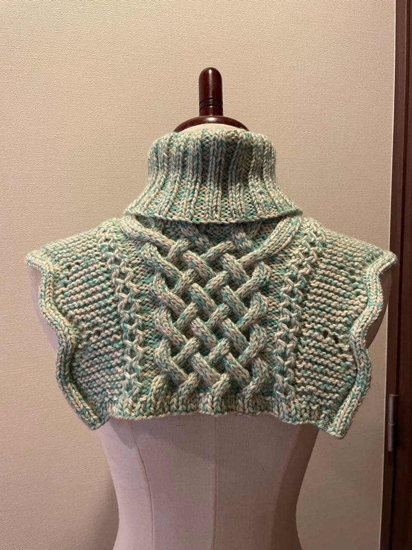 クラウディアのネックウォーマー