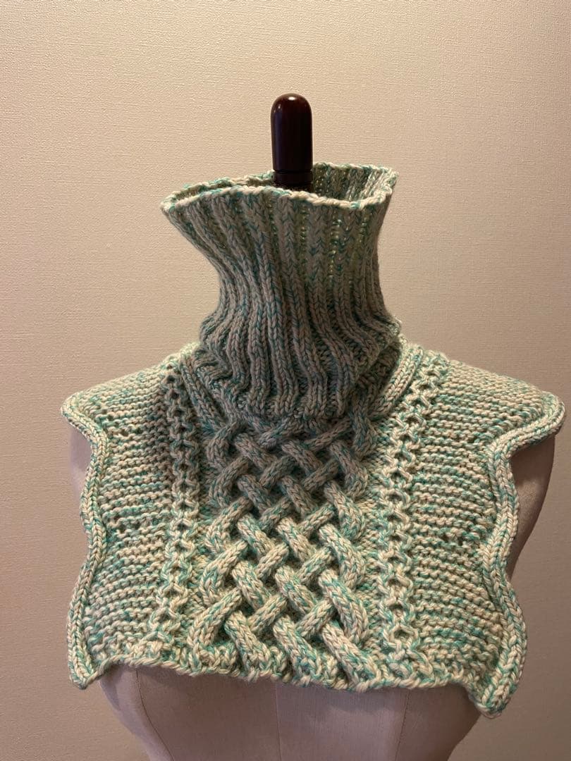 クラウディアのネックウォーマー