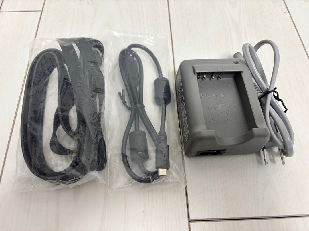 OLYMPUS PEN E-PL10 ブラック　レンズセット