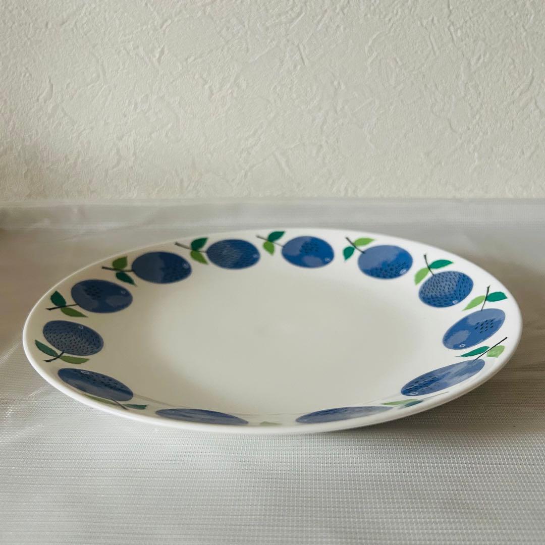 グスタフスベリ　スティグリンドベリ プルヌス 22cm 皿