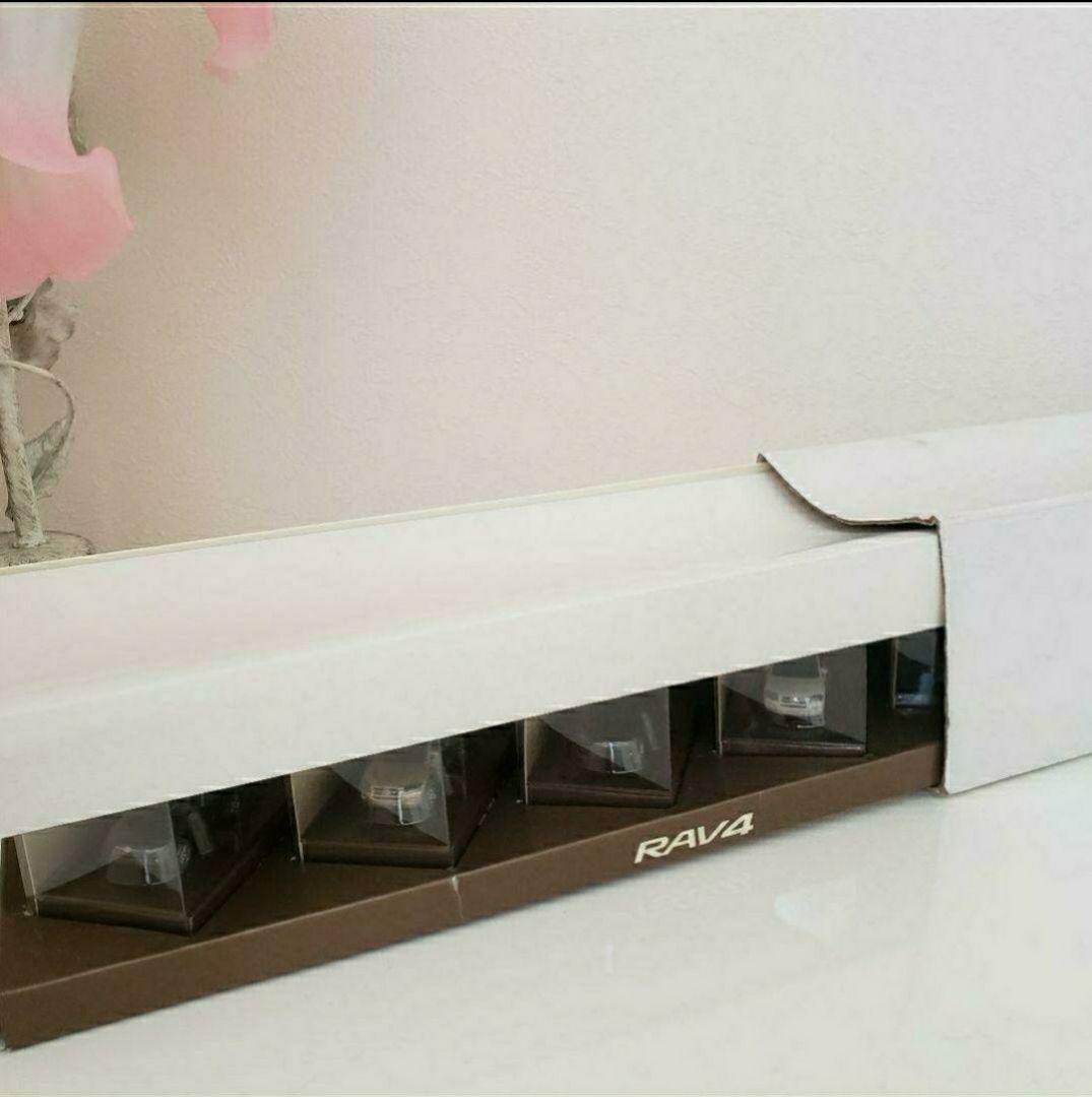 【お買得/全5色セット】トヨタ/RAV4/LEDプルバックミニカーキーホルダー