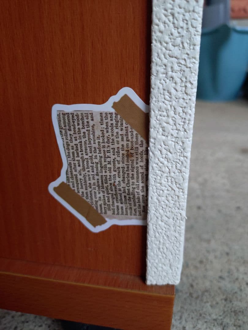 ガラス開閉式キャビネット