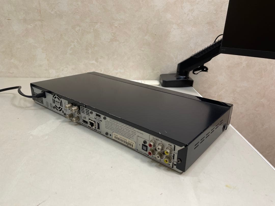 TOSHIBA REGZA DBR-Z320 HDD-1tbブルーレイレコーダー