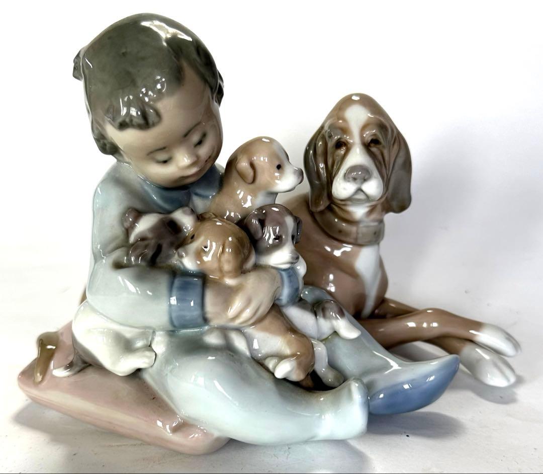 【希少・美品】リヤドロ 《みんなお友達》フィギュリン　即日発送