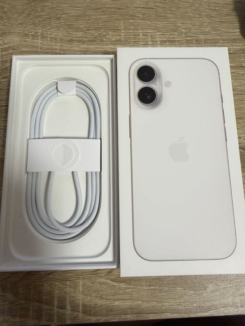 iPhone17 256GB SIMフリー　ホワイト 本体