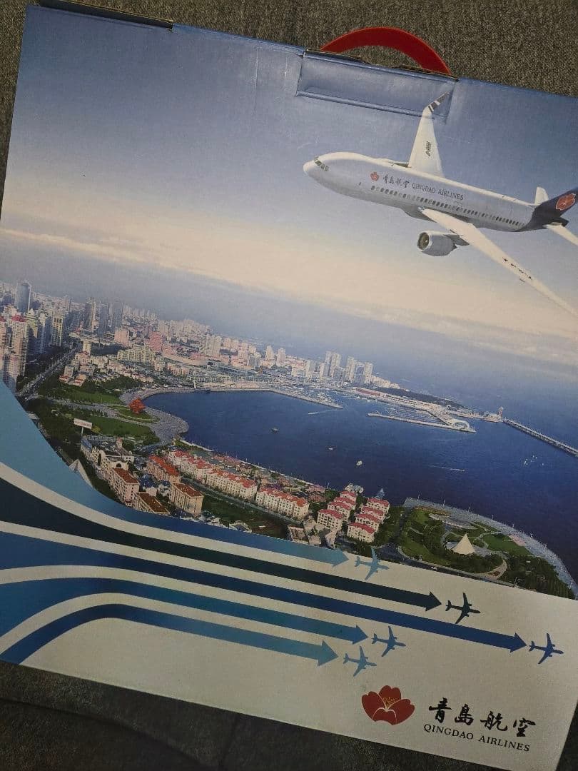 青島航空　エアバス　A320neo　1/200　モデルプレーン　未使用/非売品