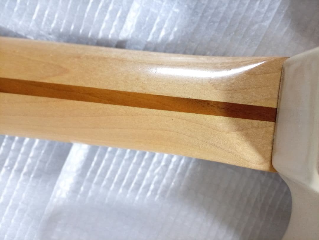 紅*中様 フェンダー メキシコ　ストラトキャスター レフティ　エレキギター