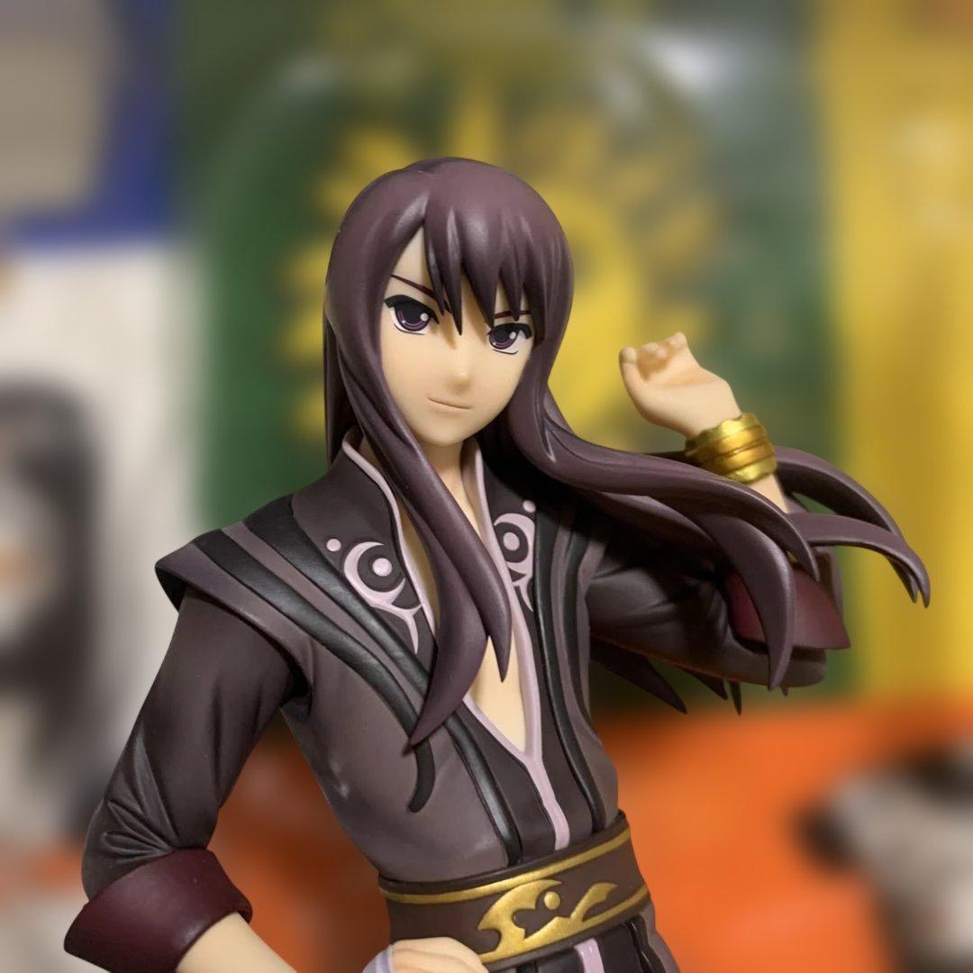 ユーリ・ローウェル　テイルズ オブ ヴェスペリア　1/8 PVC 塗装済み完成品