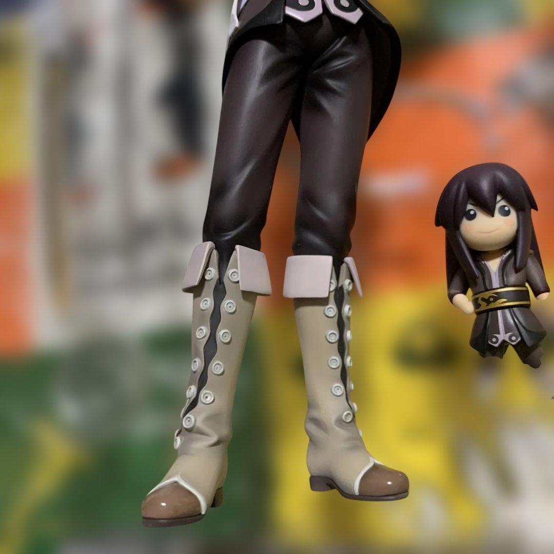 ユーリ・ローウェル　テイルズ オブ ヴェスペリア　1/8 PVC 塗装済み完成品