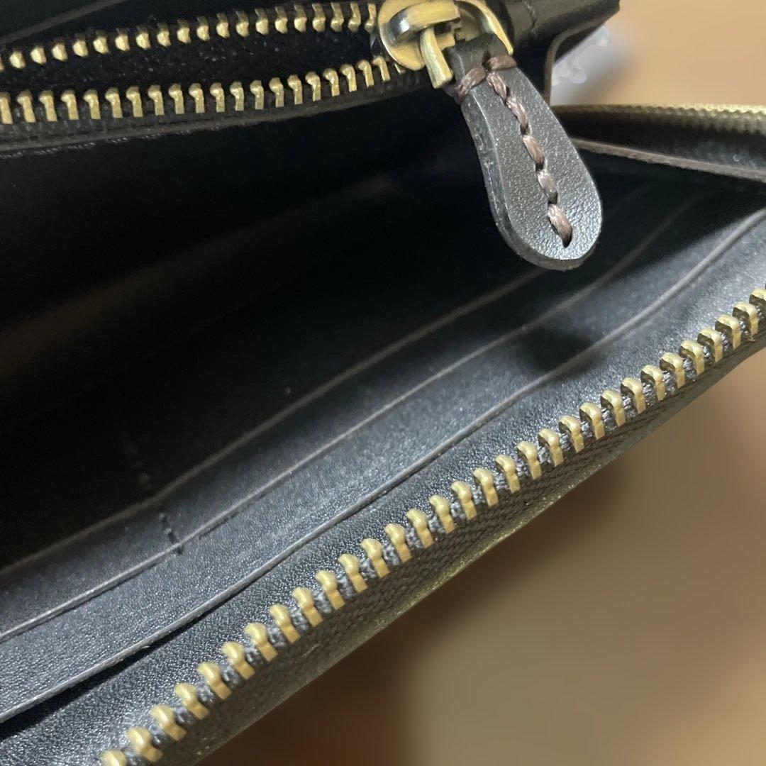 ドラゴン彫刻レザー長財布極美品