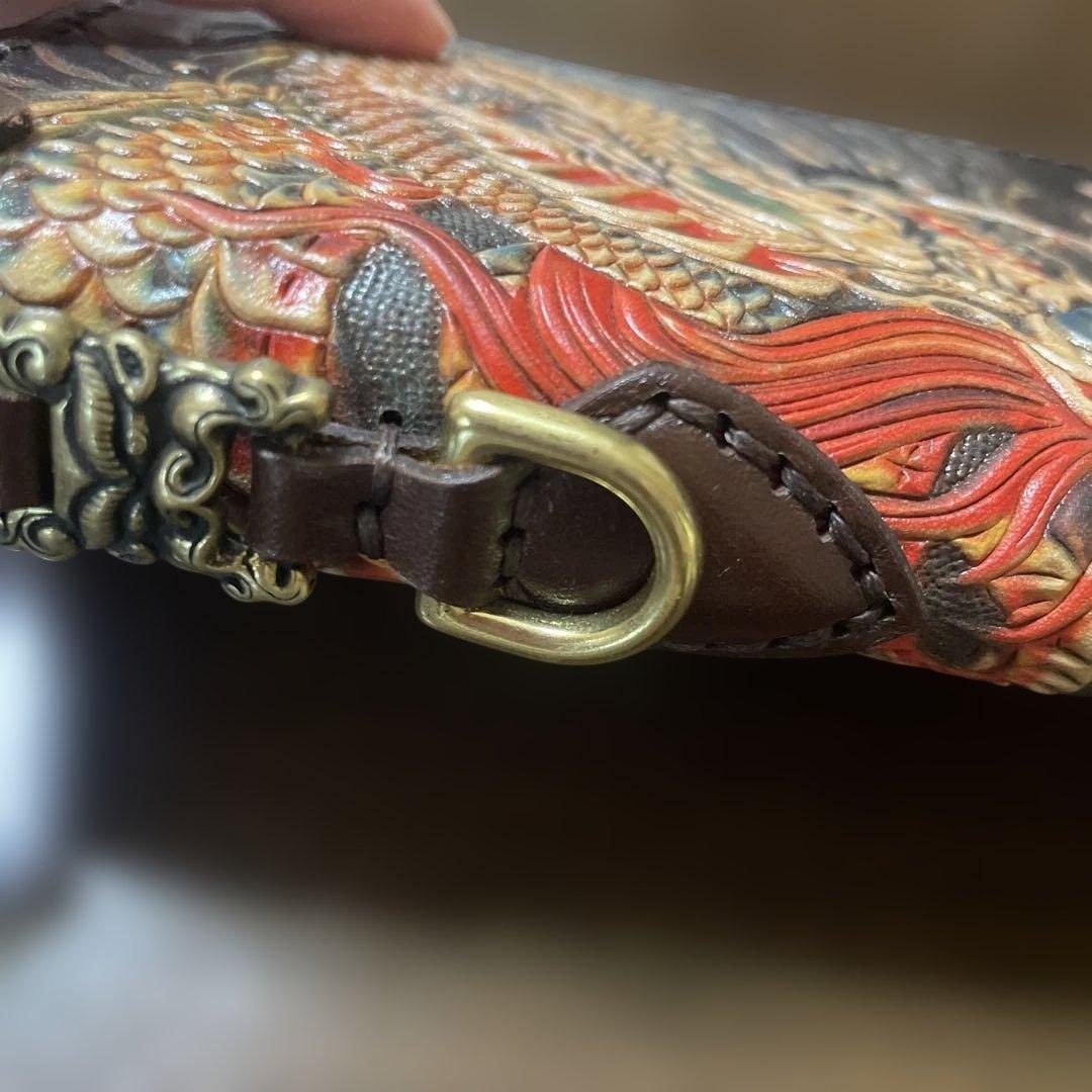 ドラゴン彫刻レザー長財布極美品