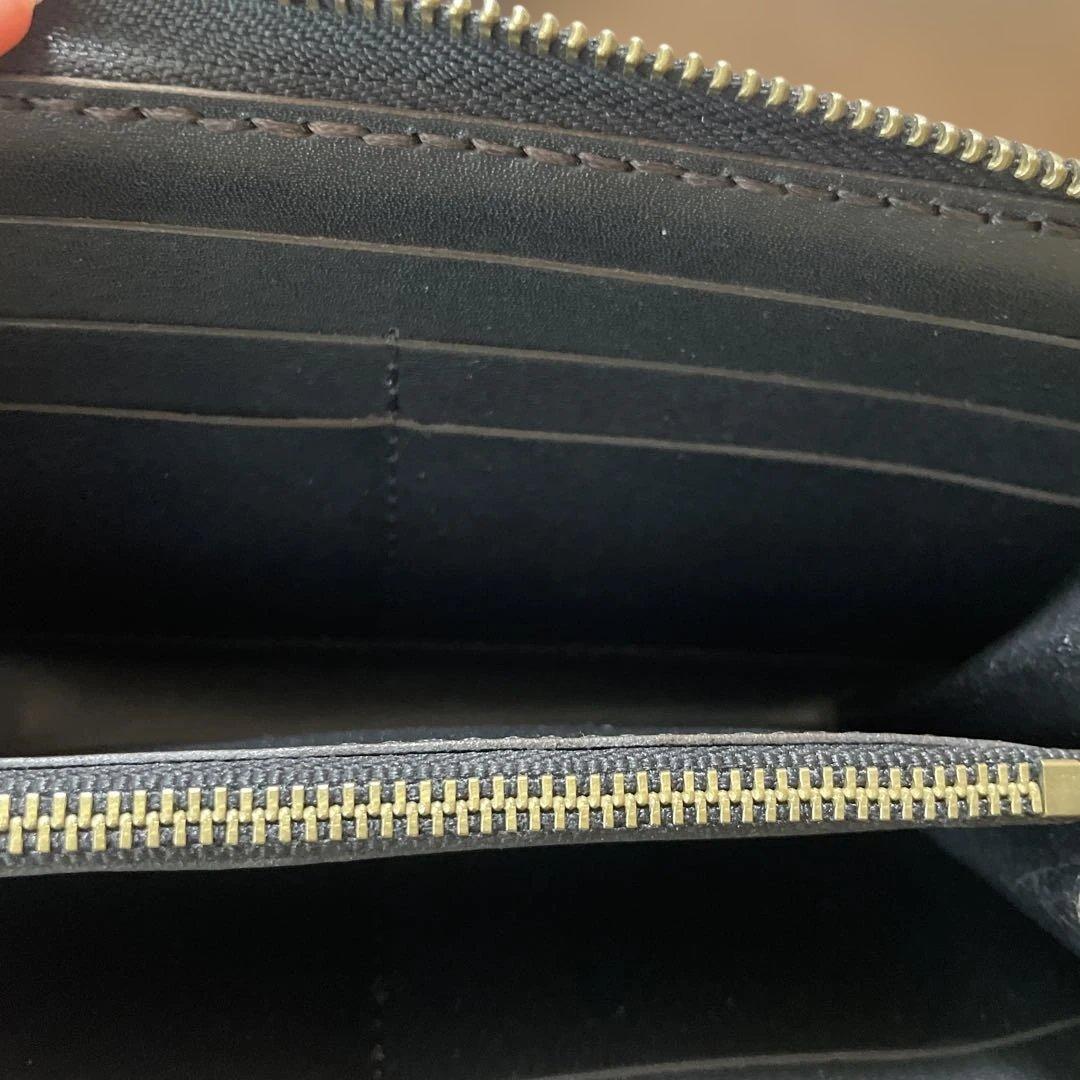 ドラゴン彫刻レザー長財布極美品