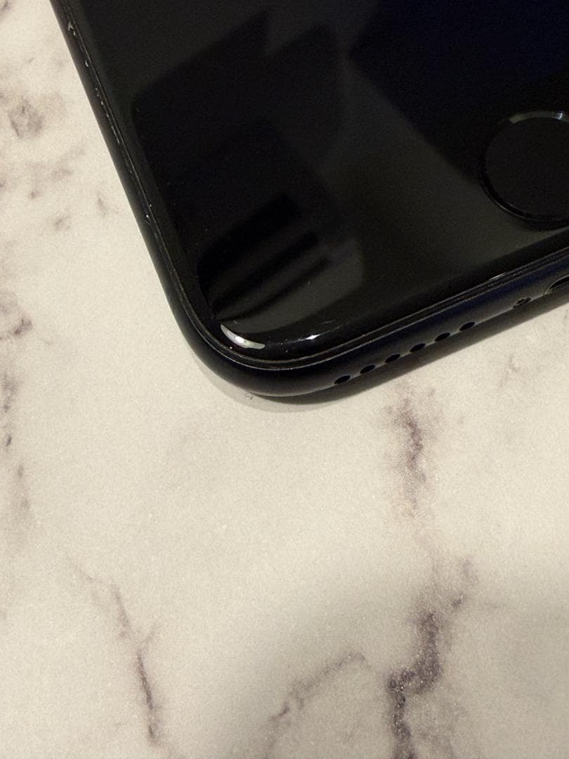 iPhone SE (第2世代) ブラック 84%