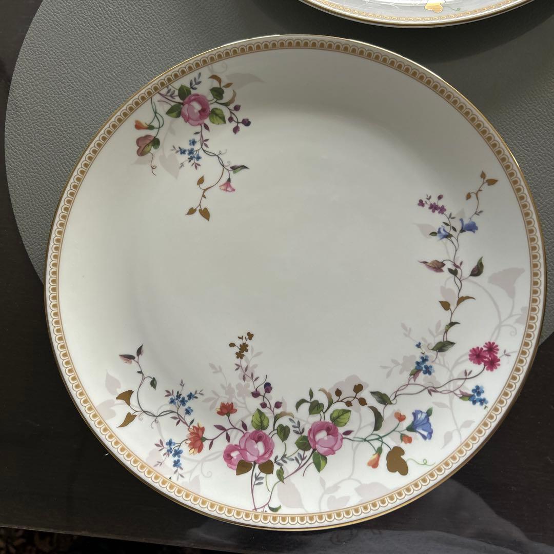 ウェッジウッド　ローズゴールド27センチプレート　２枚