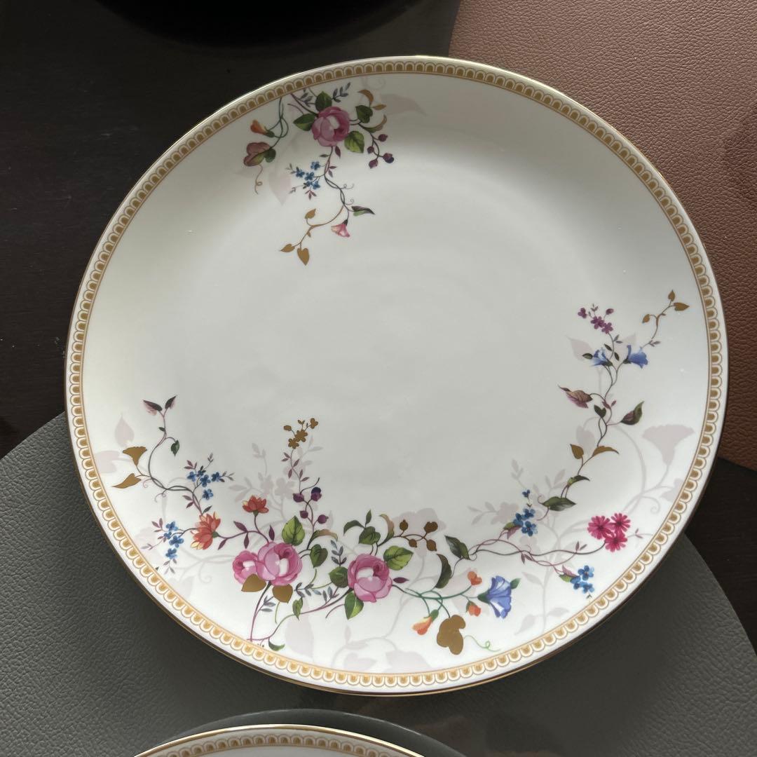 ウェッジウッド　ローズゴールド27センチプレート　２枚