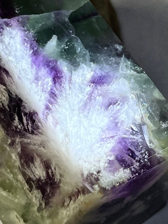 エンジェルフェザー✿*:・　万華鏡　フローライト　マルチカラー　蛍石　ポイント