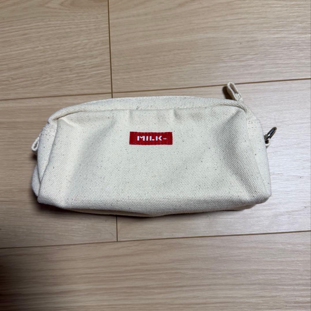 M!LK MILKFED. コラボ ポーチ