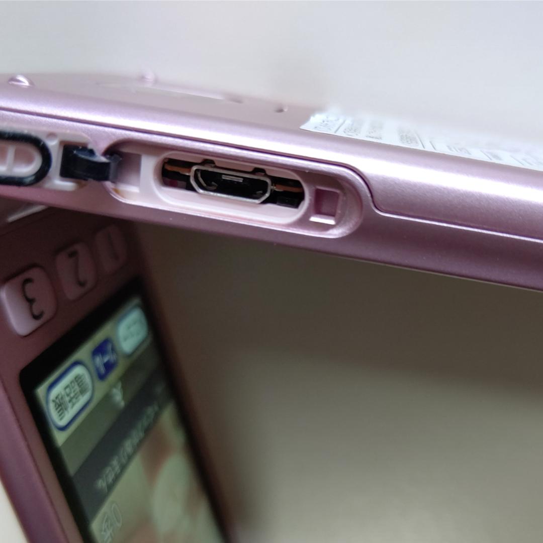 《超美品》 らくらくホン F-01M SIMロック解除済み/約6万円相当