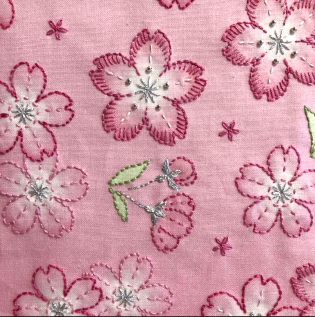 ホビーラホビーレ　刺繍　タペストリー