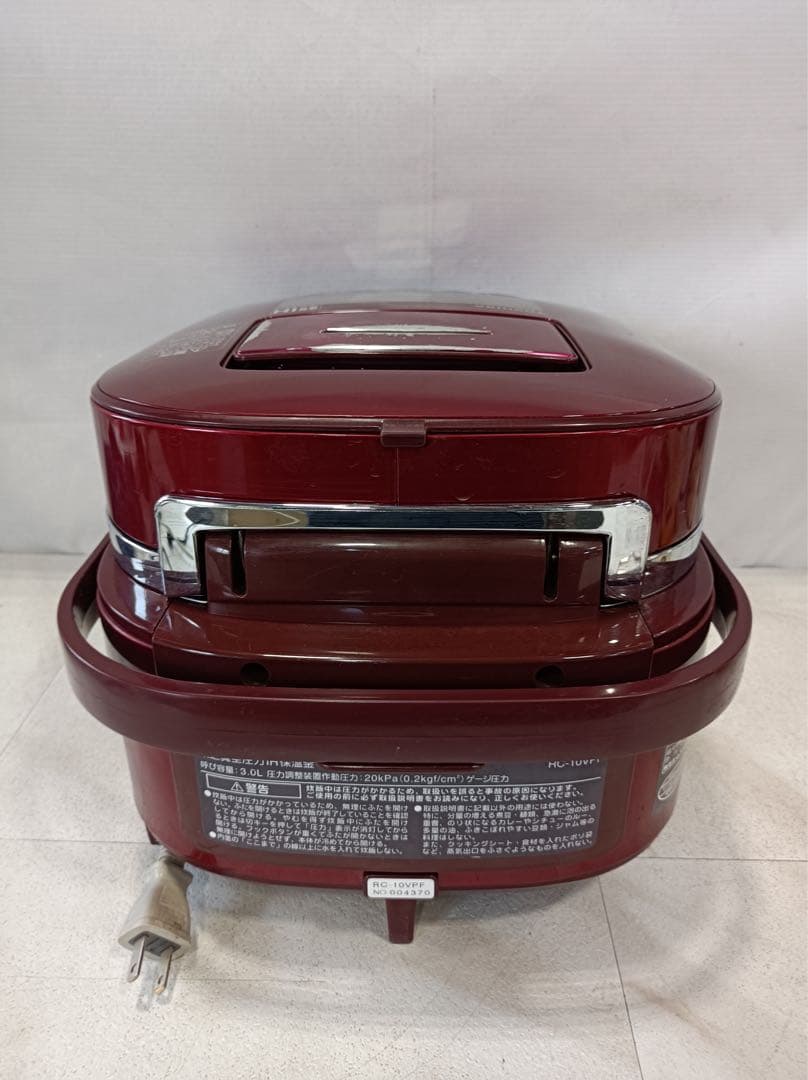 八5934【TOSHIBA】真空圧力IH保温釜　容量1.0L 5.5合