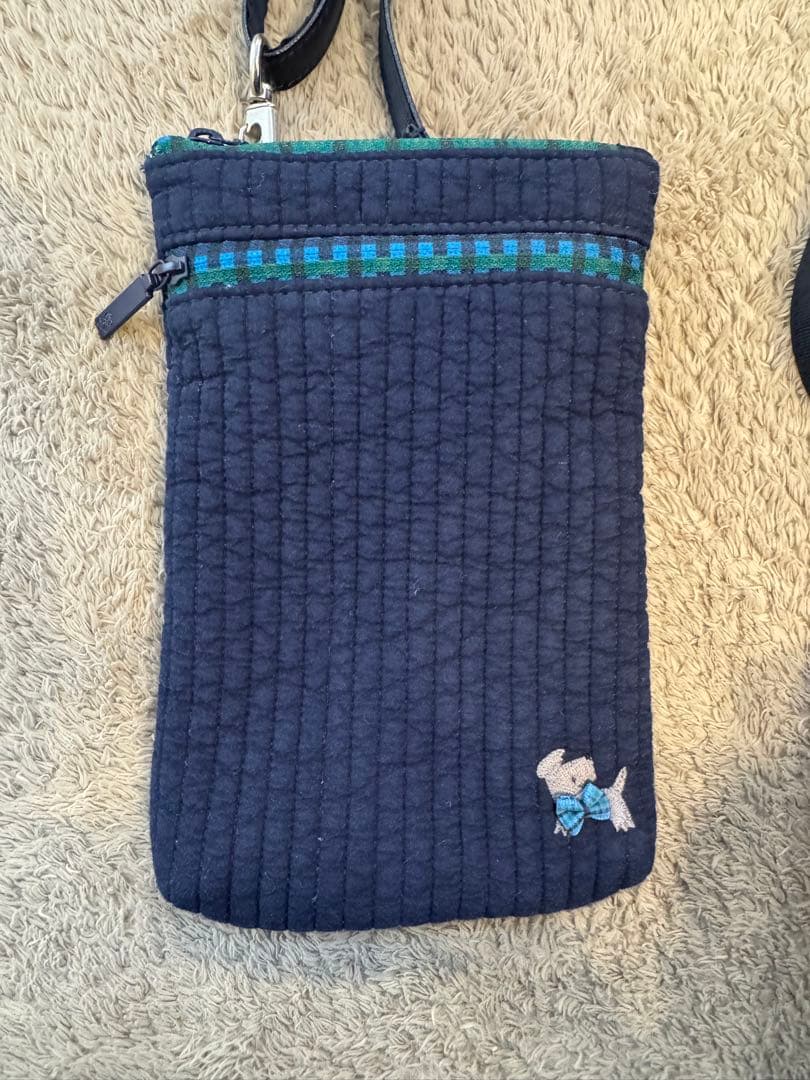 familiar ピオヌンナルコラボ　スマホショルダーバッグ