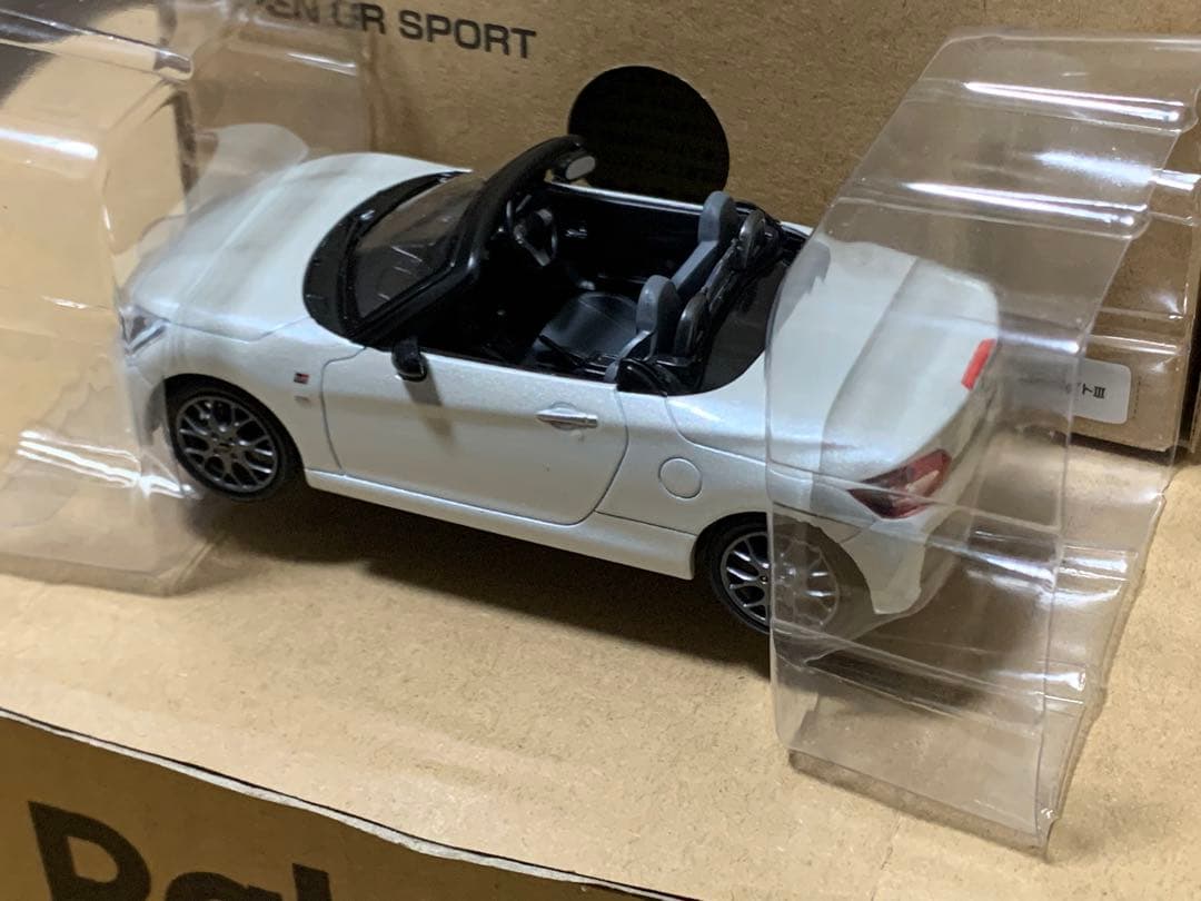 GRコペン 色見本ミニカー パールホワイト