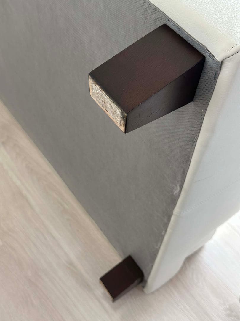 日本フクラHUKLA ホワイトレザーソファ