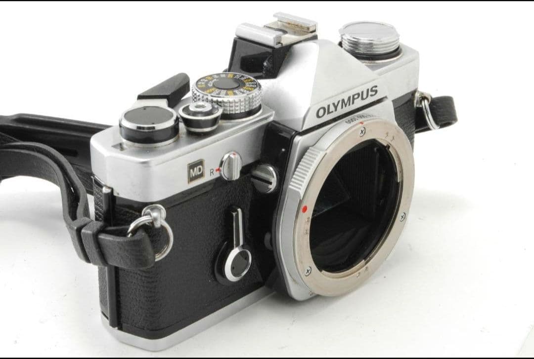 【ケース付き】 オリンパス Olympus OM-1 + 50mm F1.8