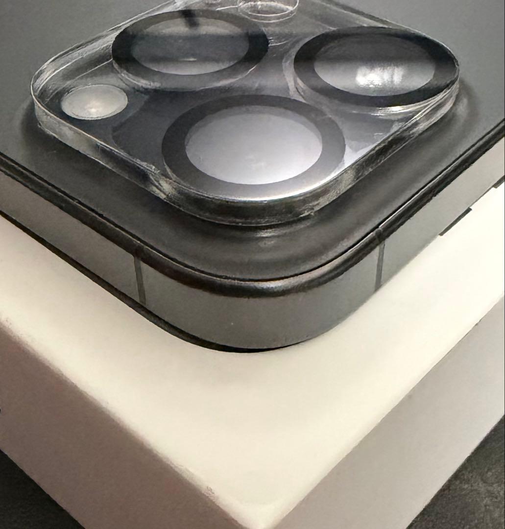 【美品：即日発送可】iPhone 15 Pro 128GB