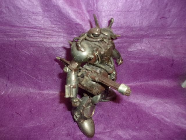 戦闘ロボット(ハンドメイド)「メタル製ロボットフィギュア 武器付」高さ21cm