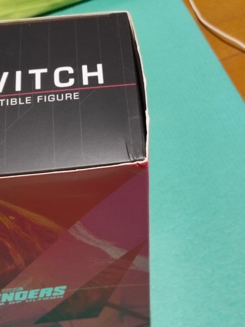 スカーレット・ウィッチ 　アベンジャーズ　エイジ・オブ・ウルトロン　ホットトイズ