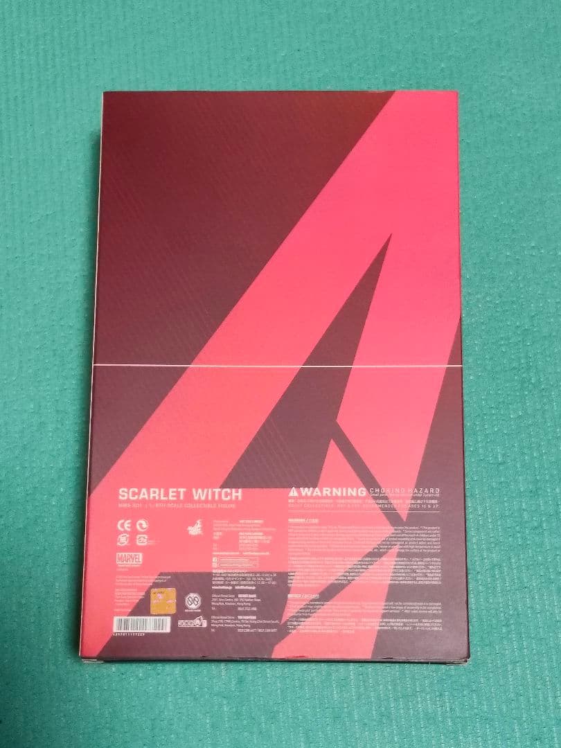 スカーレット・ウィッチ 　アベンジャーズ　エイジ・オブ・ウルトロン　ホットトイズ