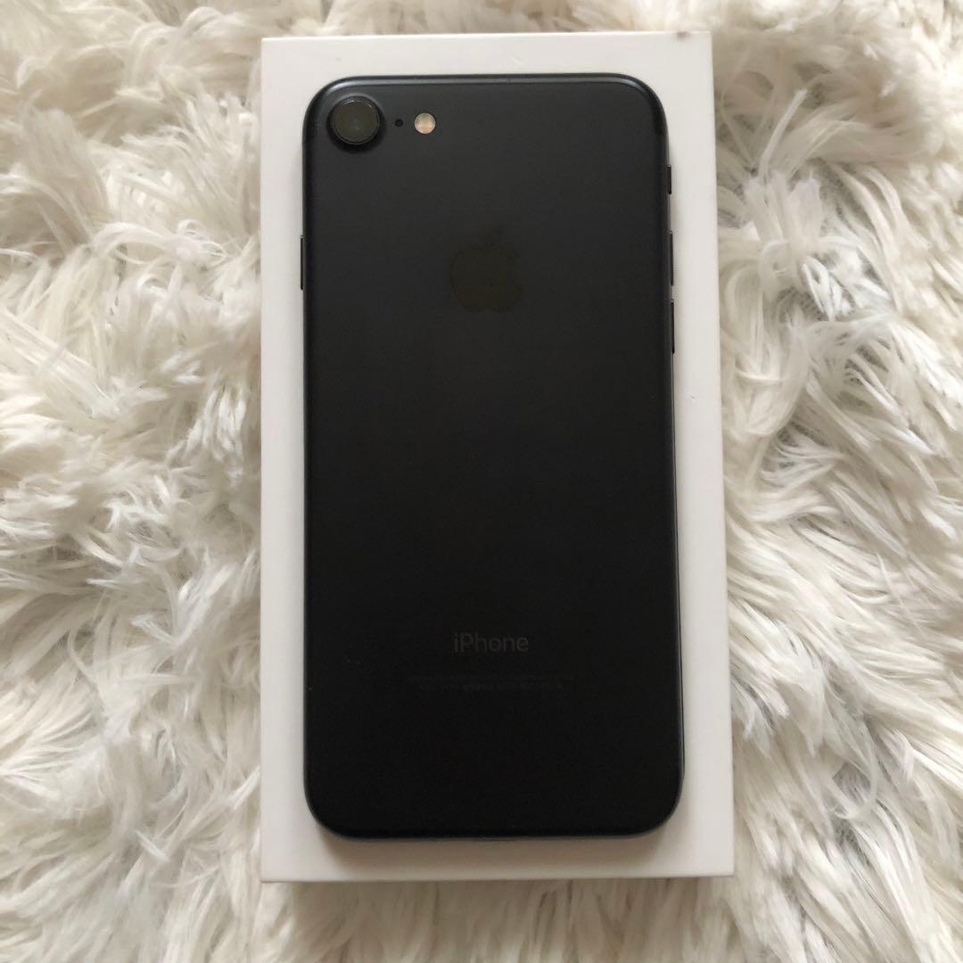 【すぐ発送】iPhone 7 32GB 【早い者勝ち】