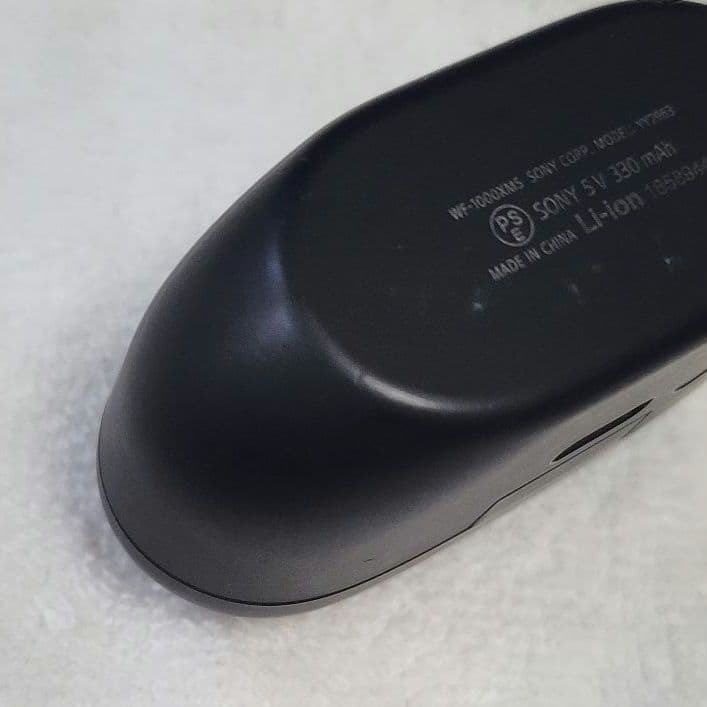 SONY WF-1000XM5　ブラックの充電ケースのみ