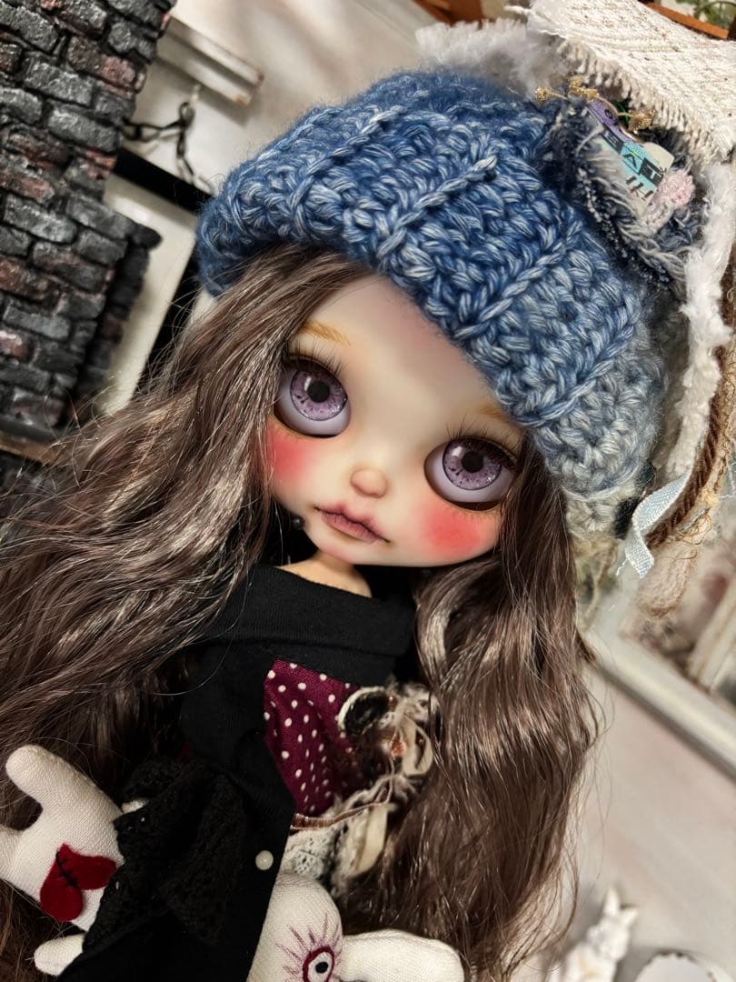 カスタムアイシードール　ネオサイズ　白肌　ブラウンウェーブセンター分け