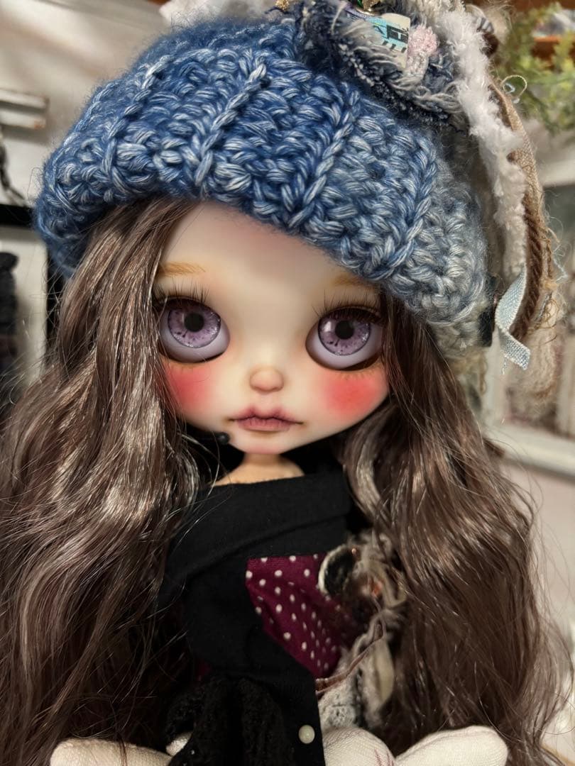 カスタムアイシードール　ネオサイズ　白肌　ブラウンウェーブセンター分け