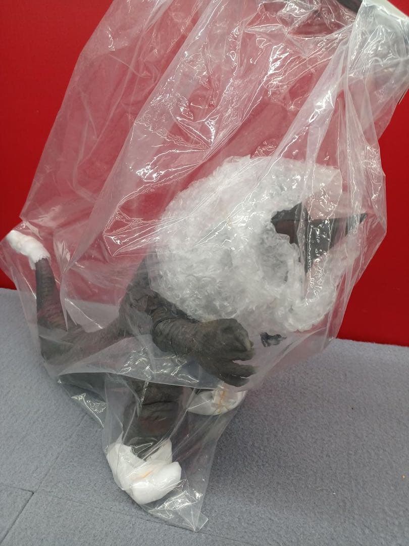 【即購入ok】ゴモラ2.0VER.こげ茶色仕様　発光ギミック付　CCP1/6特撮