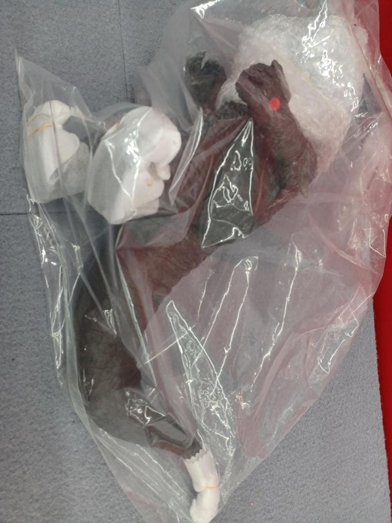 【即購入ok】ゴモラ2.0VER.こげ茶色仕様　発光ギミック付　CCP1/6特撮