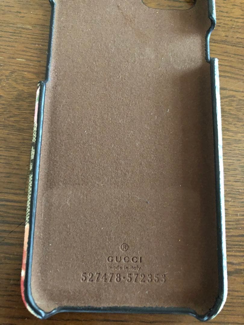 GUCCI スマホ用カバーiPhone8